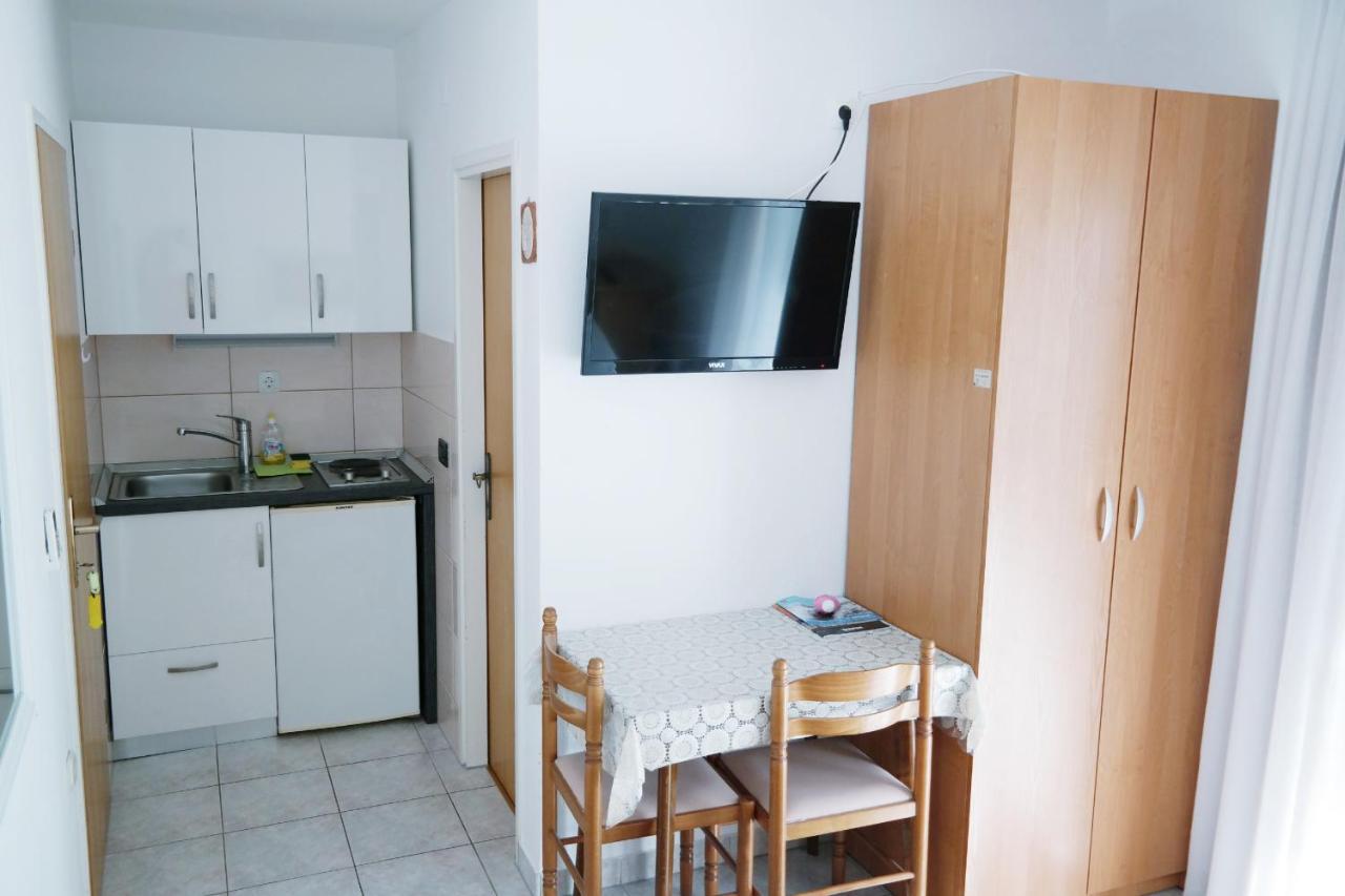 Gabrijel Apartment *
